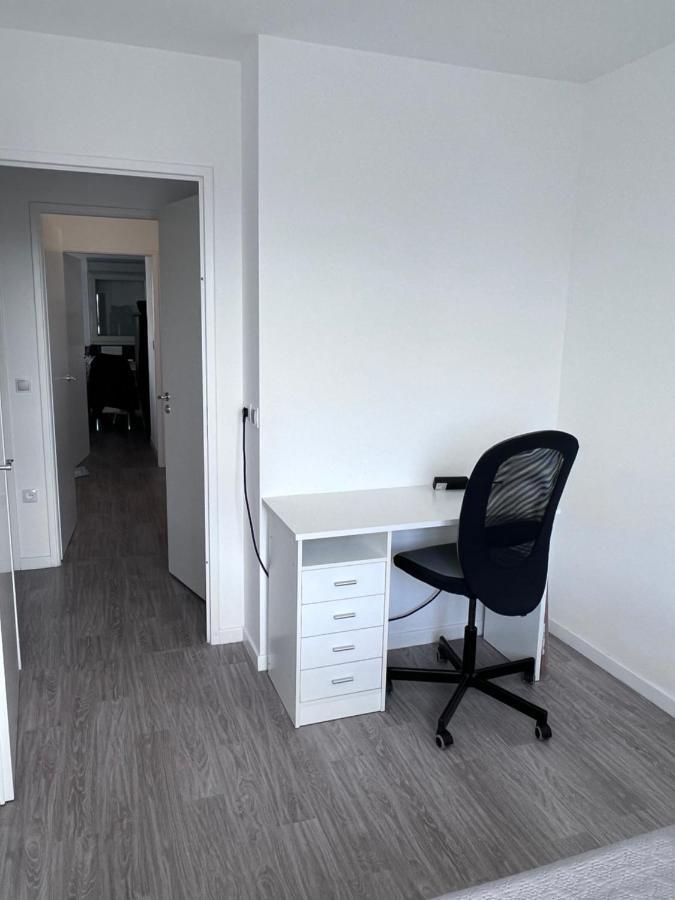 Chambre Privee Dans Un Appartement A 37 Min De Champs Elysees Sartrouville Kültér fotó